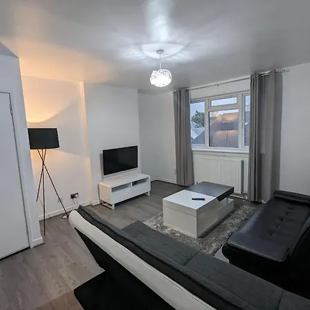 3 Bedroom Apartment Sleeps 8 Edinburgh Exterior photo