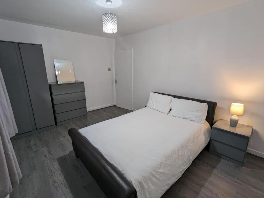 3 Bedroom Sleeps 8 Apartamento